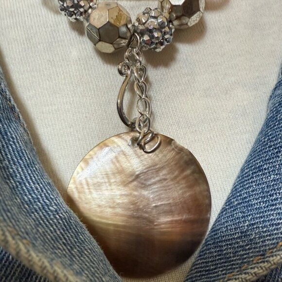 Huge mother of pearl shell and silver nest charms necklace/ statement - Picture 2 of 6